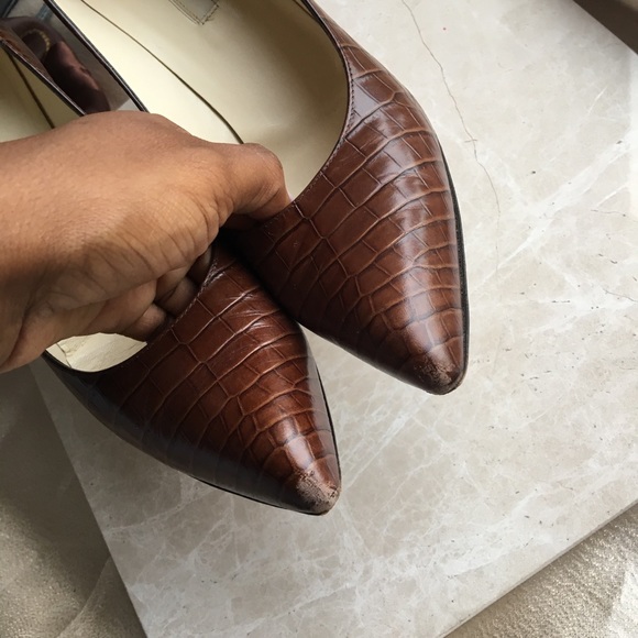 Prada pumps - Picture 2 of 5